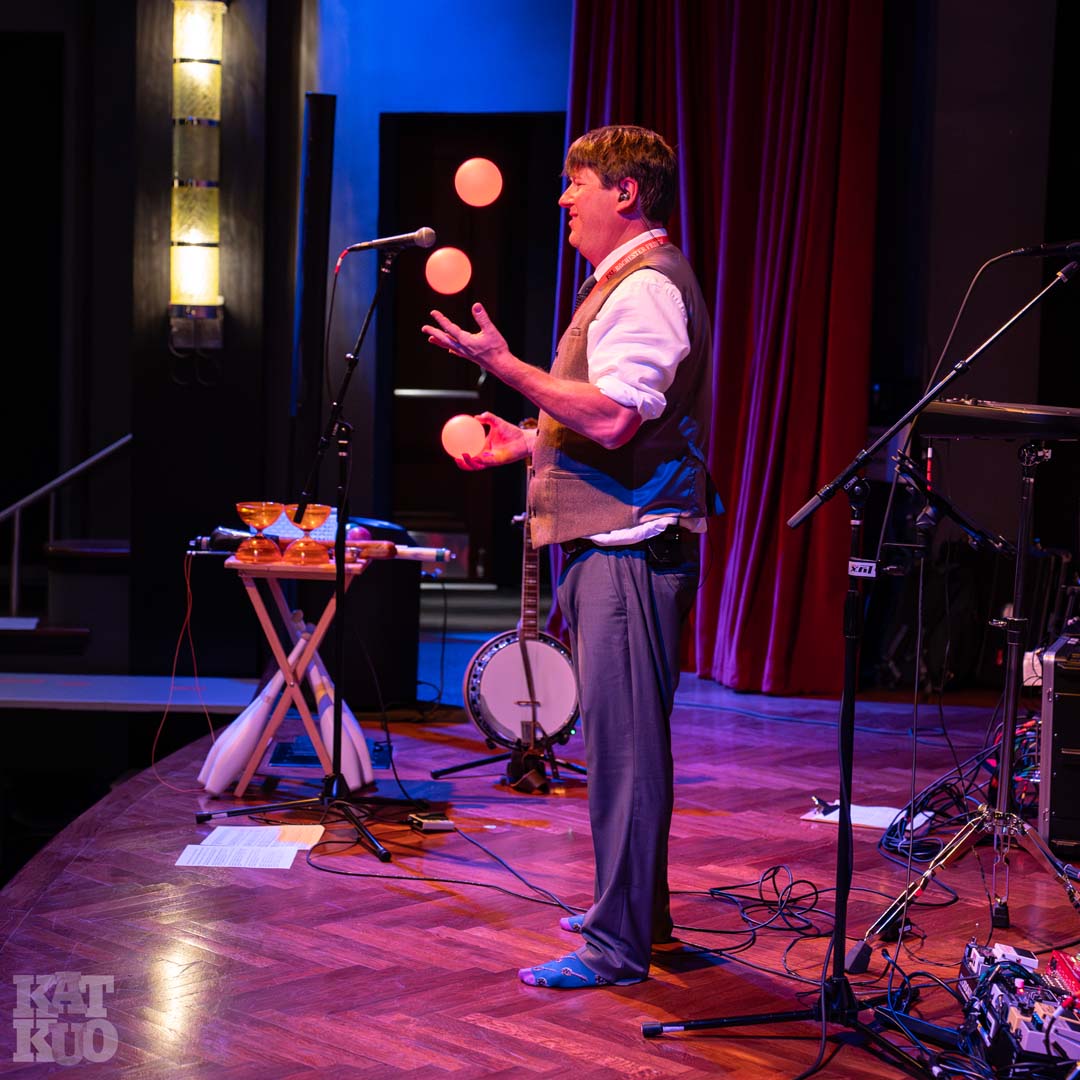 Brian Tomaszewski ball juggling at the 2025 ESL Rochester Fringe Festival.